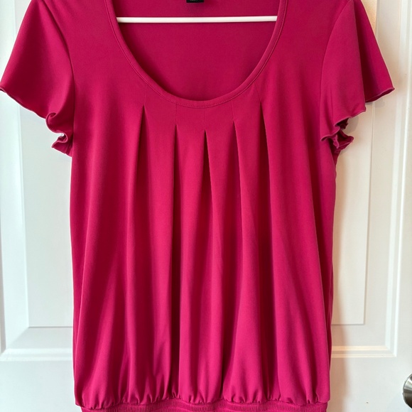Style & Co. Tops - Style & Co. Raspberry Pink Flutter Sleeve Shirt, Size S